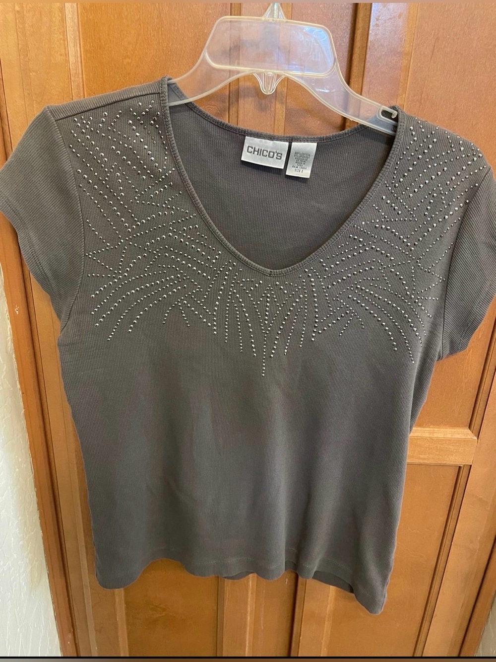 Chico's Charcoal Gray Short Sleeve V-Neck Top with Stud Detail
